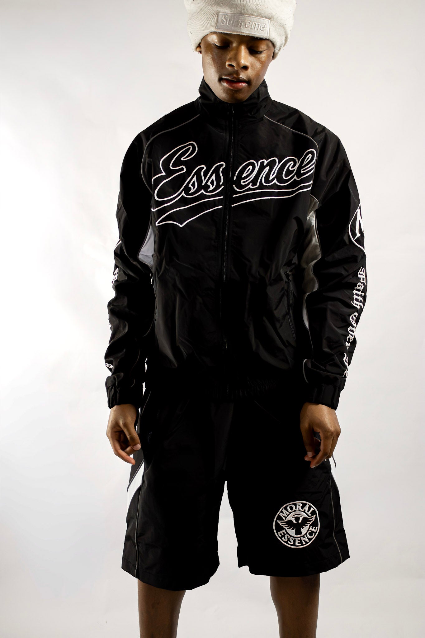 ESSENCE Nylon Embroidered Set